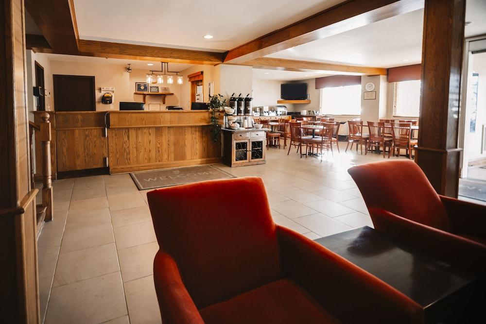 Travelodge Suites By Wyndham Regina - Eastgate Bay المظهر الخارجي الصورة