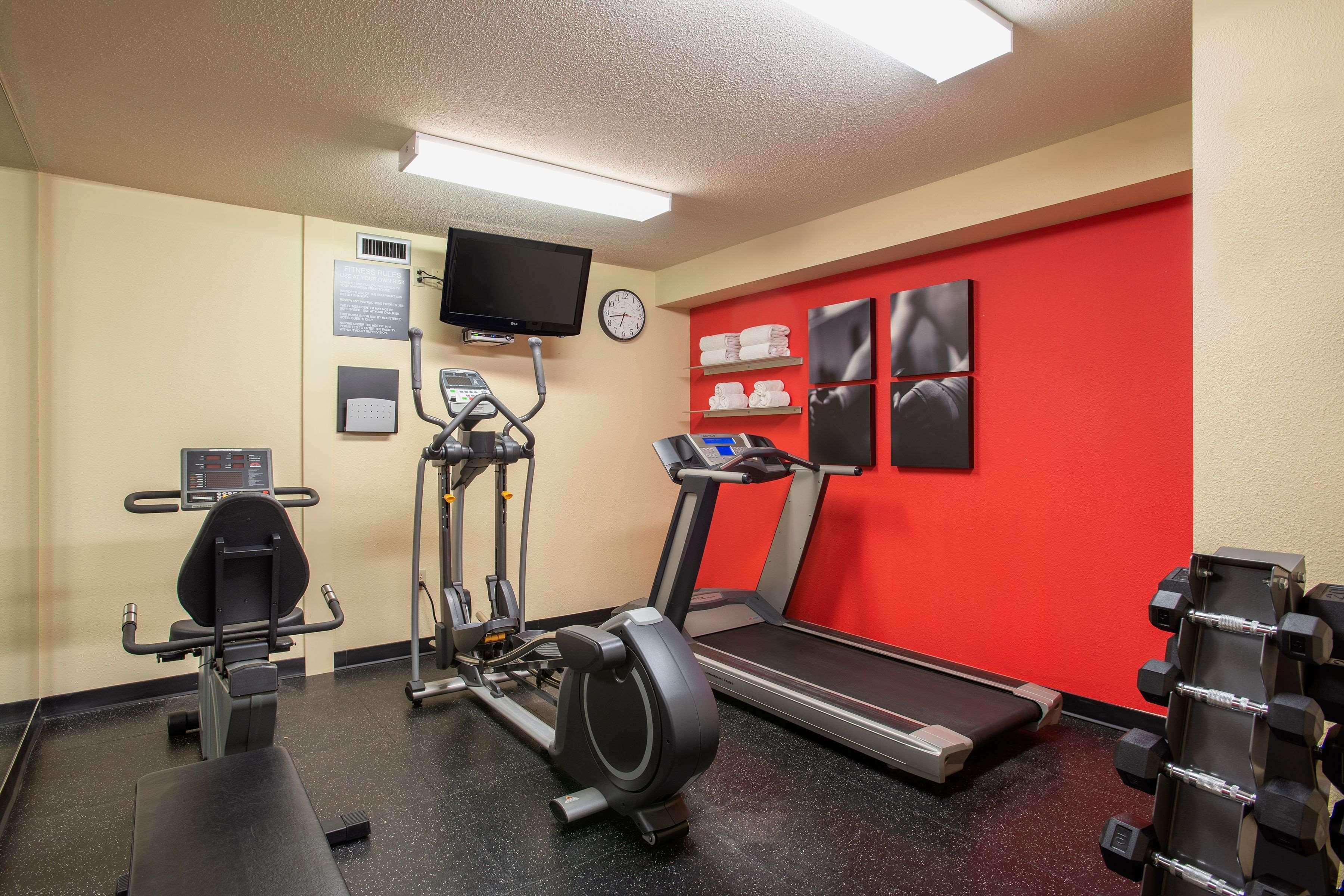 Travelodge Suites By Wyndham Regina - Eastgate Bay المظهر الخارجي الصورة