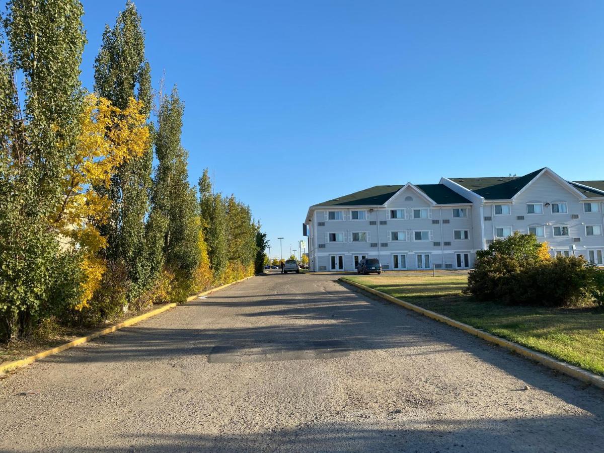 Travelodge Suites By Wyndham Regina - Eastgate Bay المظهر الخارجي الصورة