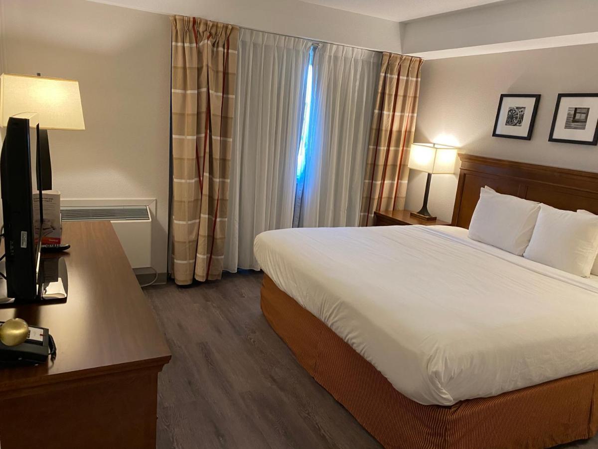 Travelodge Suites By Wyndham Regina - Eastgate Bay المظهر الخارجي الصورة